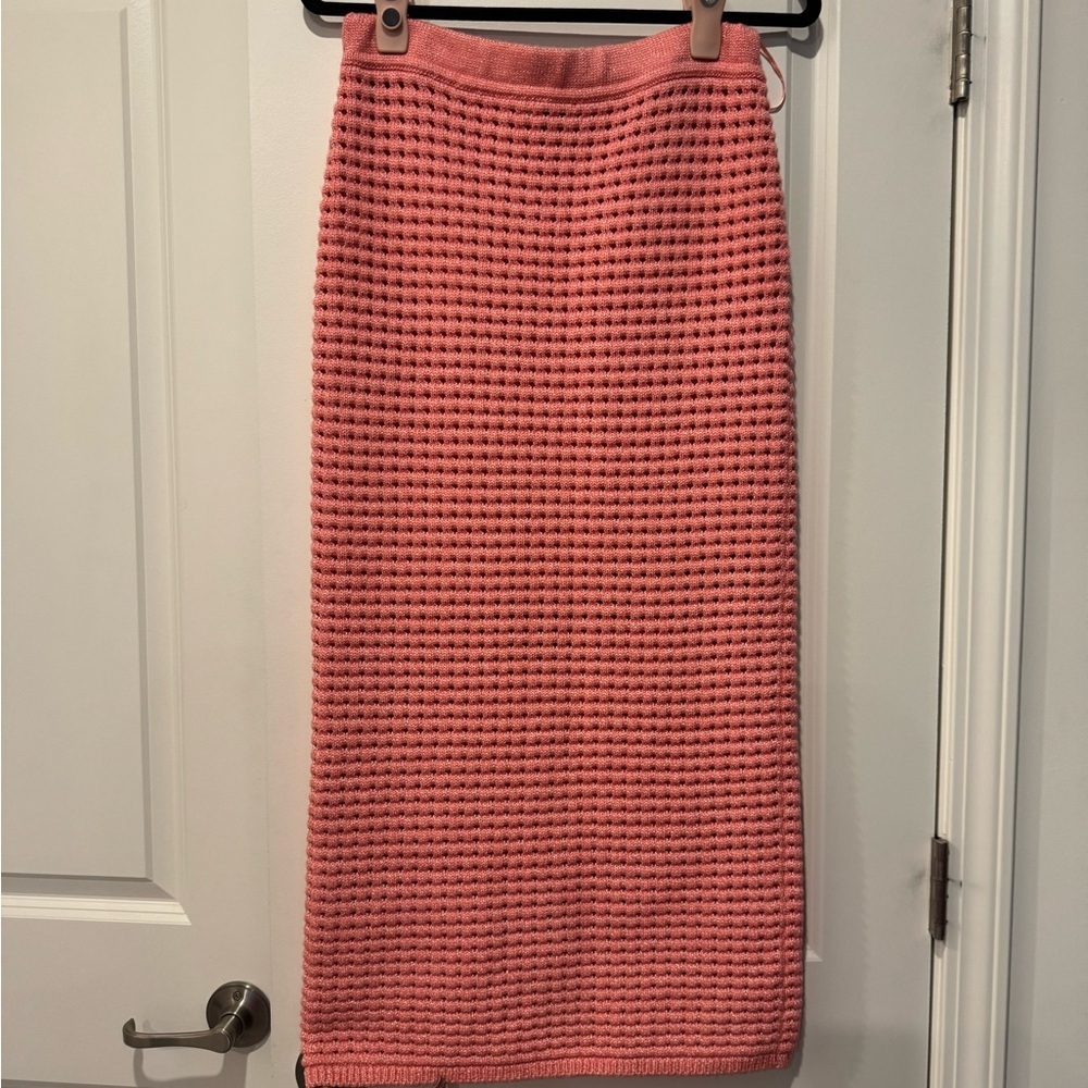 Gianni Bini Pink Crochet Eddie Skirt Size Medium- worn by Southern Charm Star!⭐️ - Picture 4 of 7